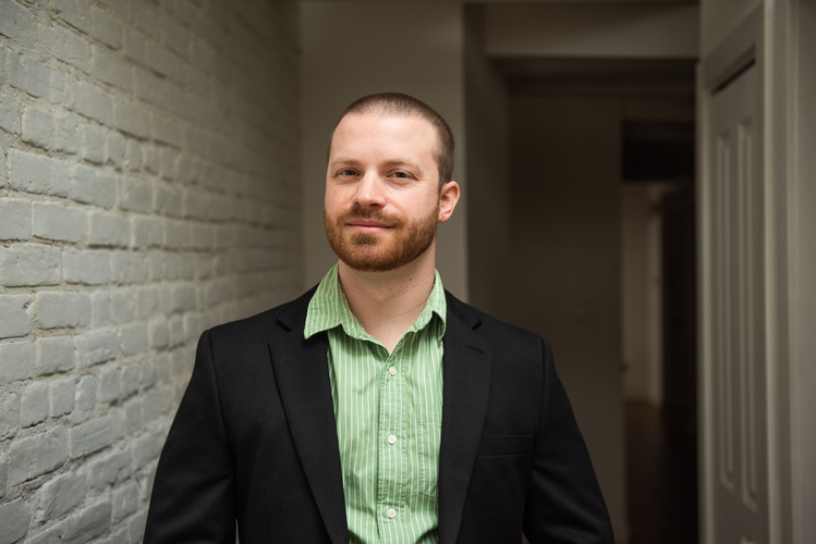 Professional photo of Rob Britton